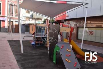 El Cabildo supervisa la finalización de las obras de mejora en la Zona Comercial Abierta de Los Llanos/Francisco Javier Santana.